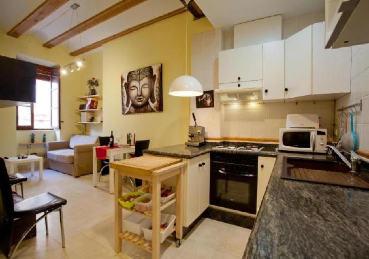Apartament In Historic Center บาเลนเซีย ภายนอก รูปภาพ
